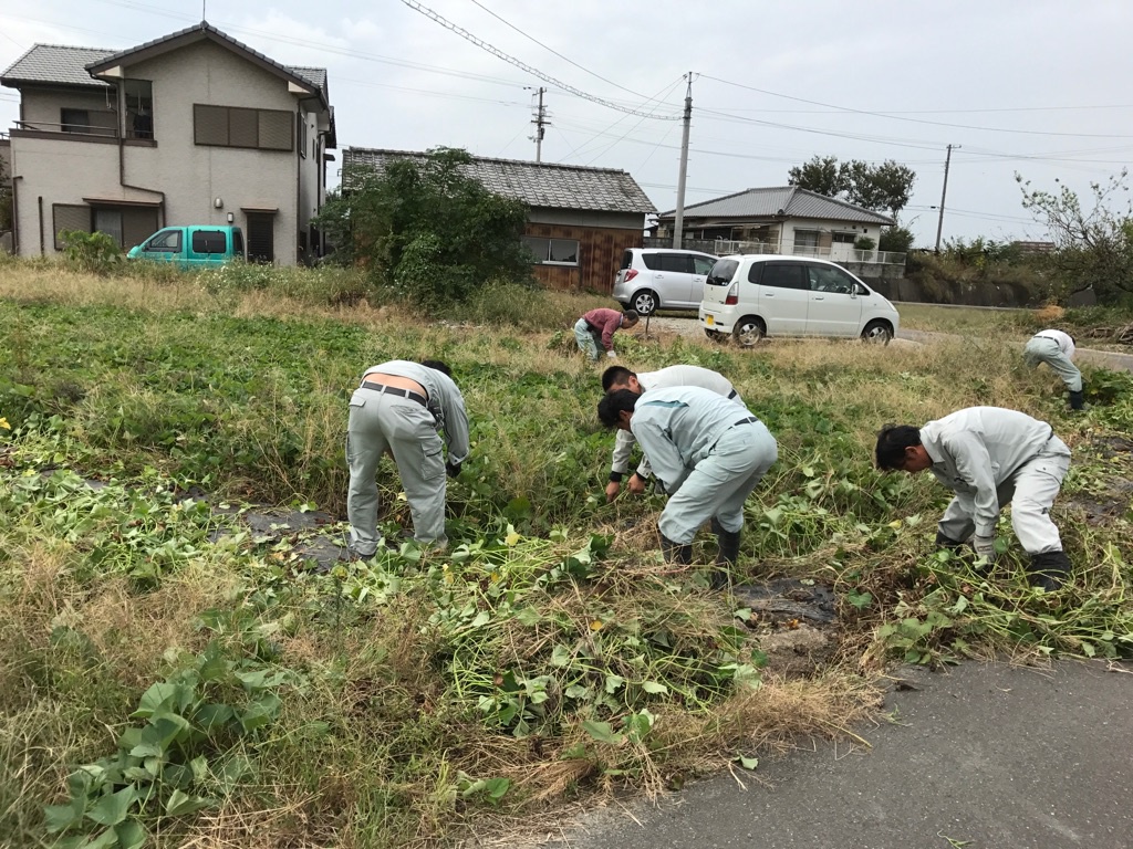 大企農園草刈り